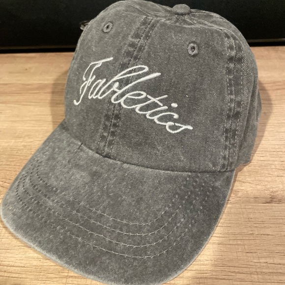 Fabletics Hat Men - Picture 2 of 3